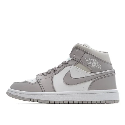 Air Jordan 1 Mid 'College Grey'