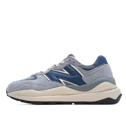 New Balance Casual Sneakers