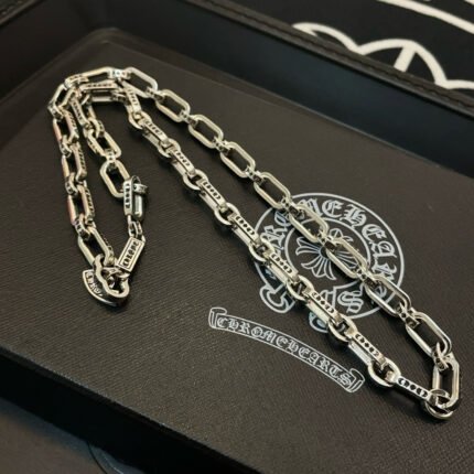 Chrome Hearts Classic Vintage Cross Chunky Clasp Necklace